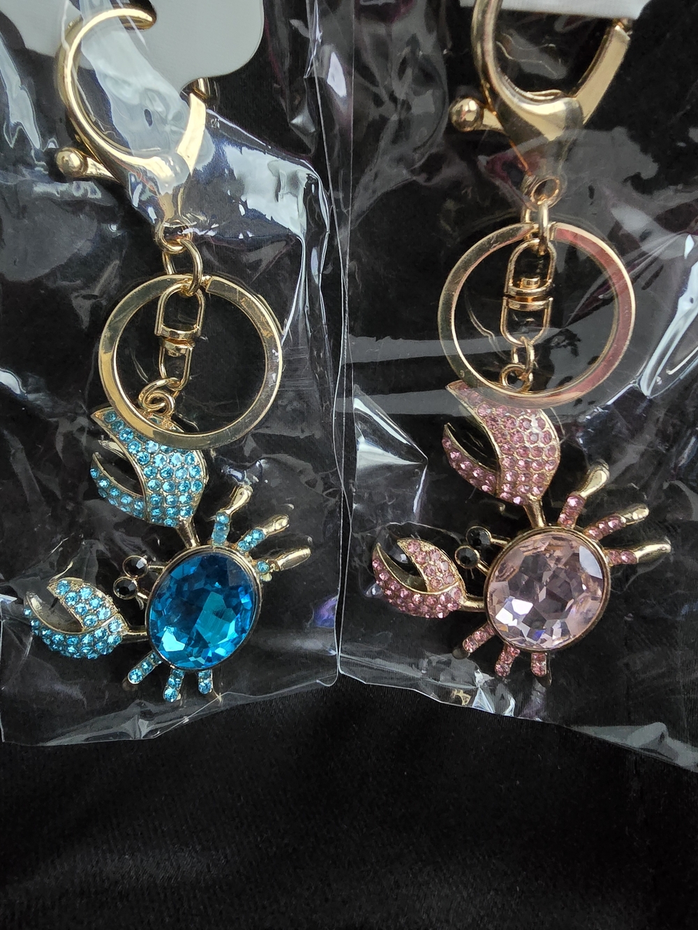Gold Crab Charm Keychain / Bag Charm - Blue or Pink - Picture 4 of 4